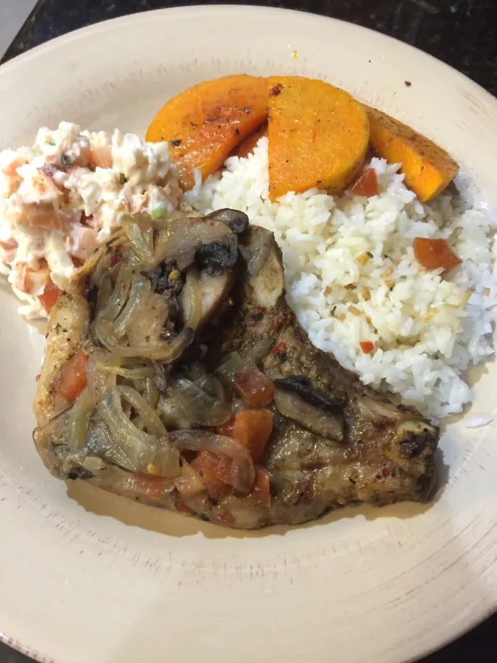 Pork chops, butternut squash, rice and lobster salad|Jasmineさん