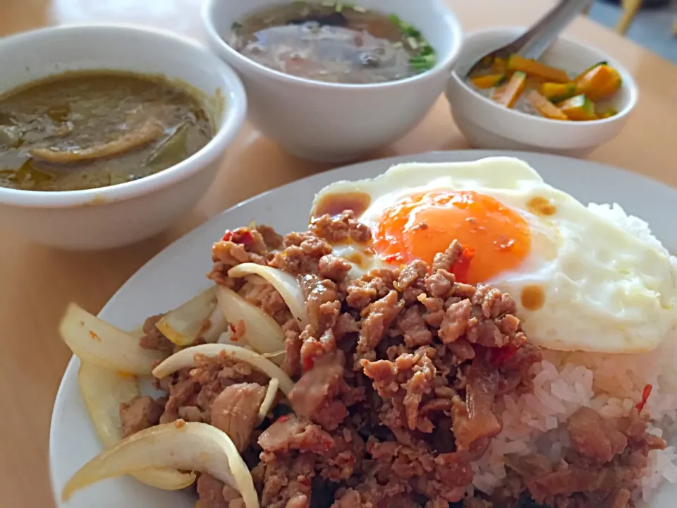 カパウライス、クリーンカレー、タピオカ。|あーいー🍚さん