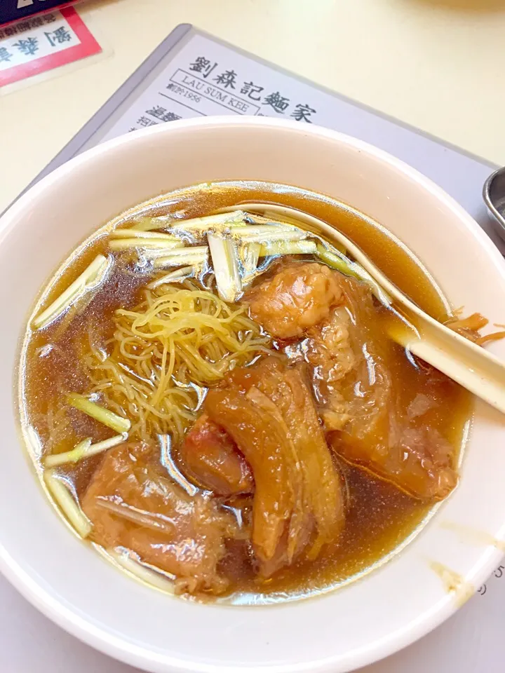 Beef tendon noodles|Sky Blueさん