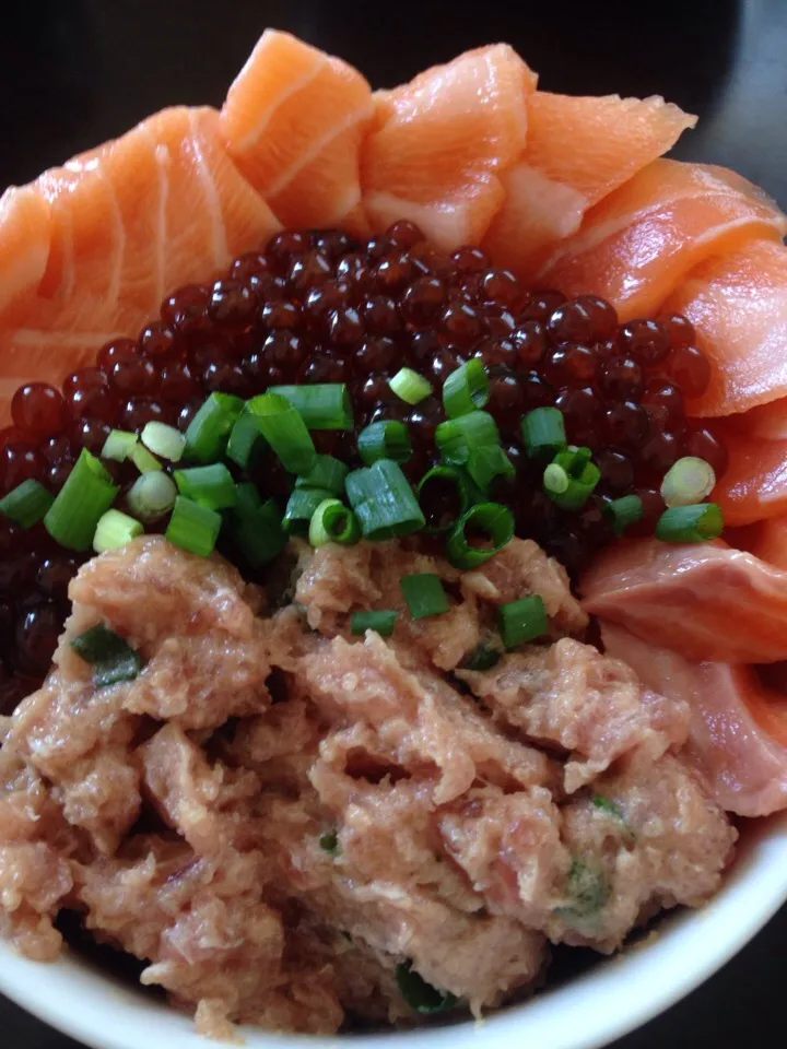 Snapdishの料理写真:海鮮丼|かわしまさん