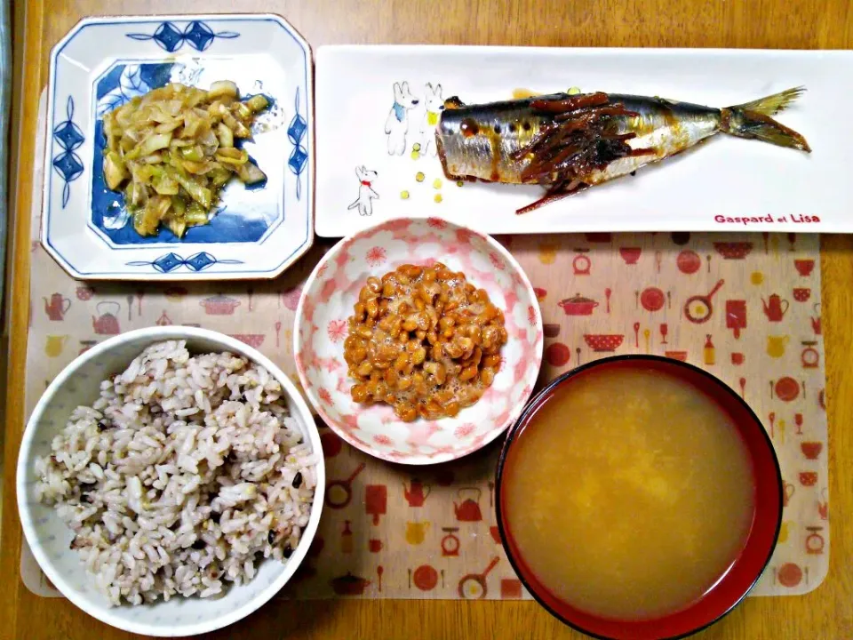 １０月１４日 鰯の生姜醤油煮 納豆 ネギサラダ しじみのお味噌汁|いもこ。さん