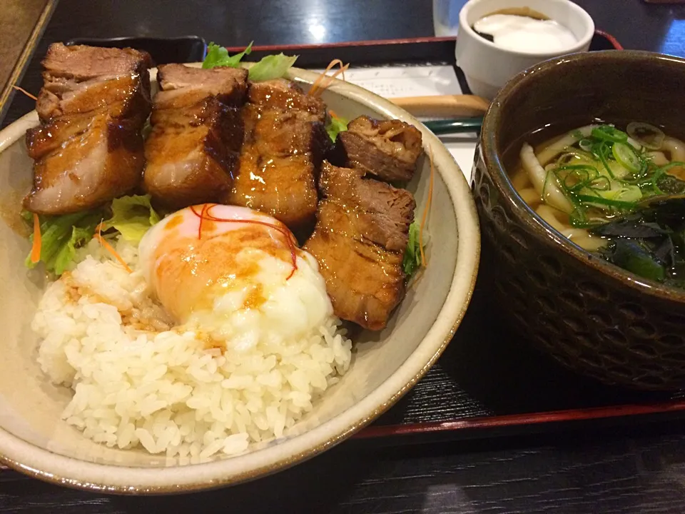 Snapdishの料理写真:#2015あまくさ丼丼フェア #10 厚切りチャーシュー丼|神力屋 火酒さん