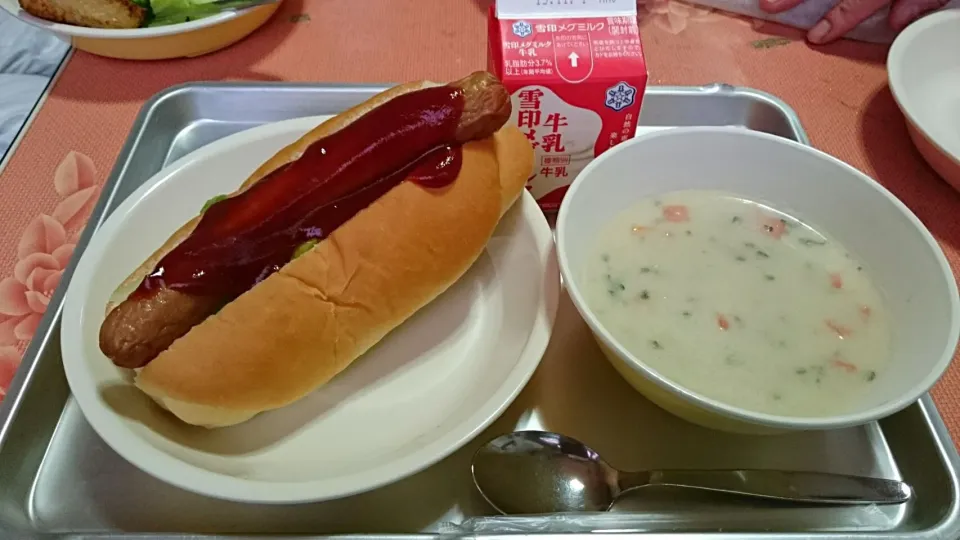 Snapdishの料理写真:今日の給食(10/20)|えっちゃんさん