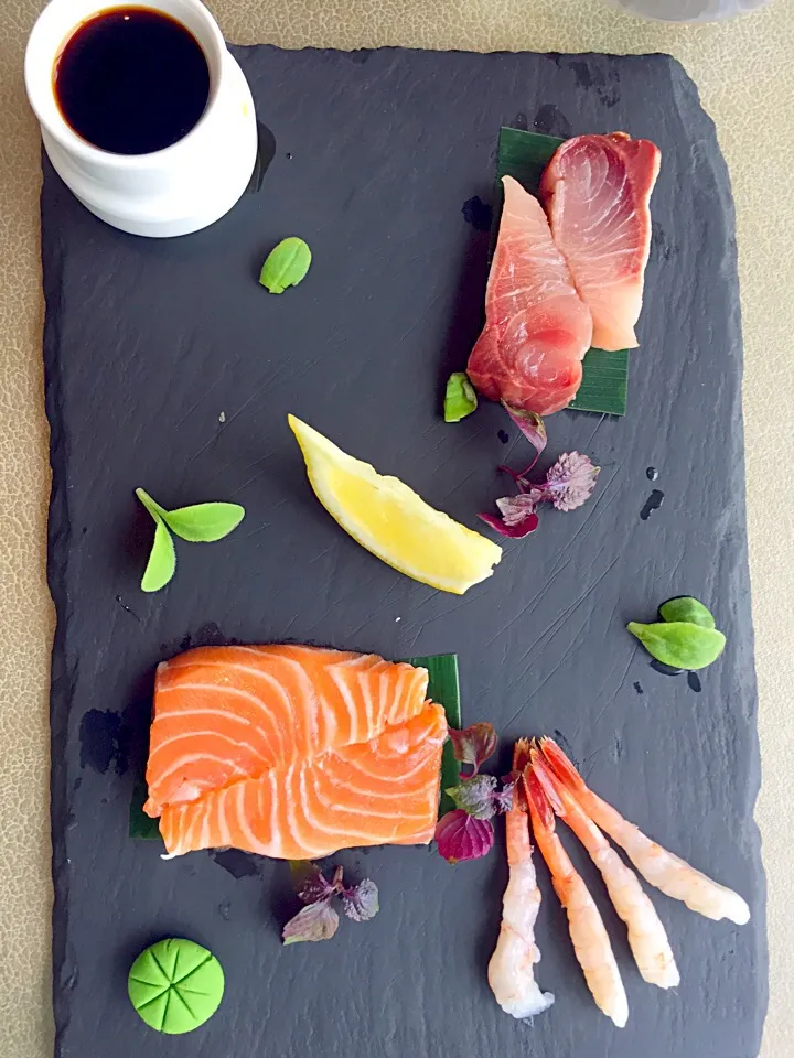 Asian sashimi platters|Sky Blueさん