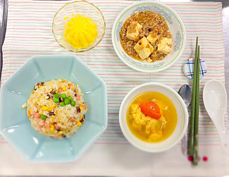 藩茄蛋花湯と麻婆豆腐と什錦炒飯と芒果布丁|ゆうかさん