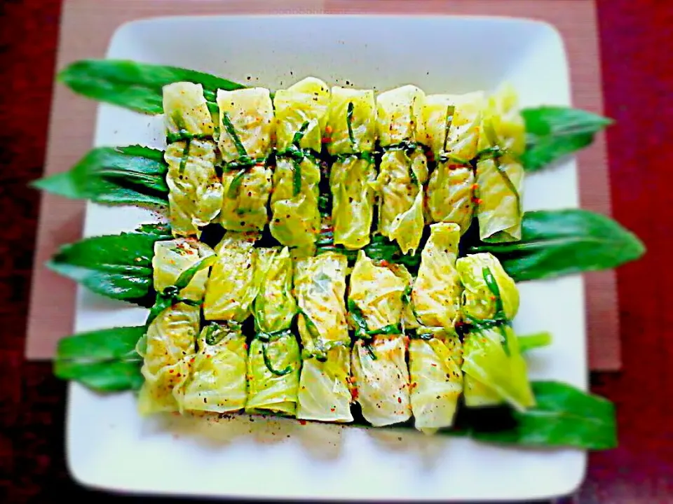 チキンキャベツロール Chicken Stuffed Cabbage Rolls (minced chicken w/ veggies eggs seasoning)✔|🌼 Pooja's Kitchenette 🌼さん