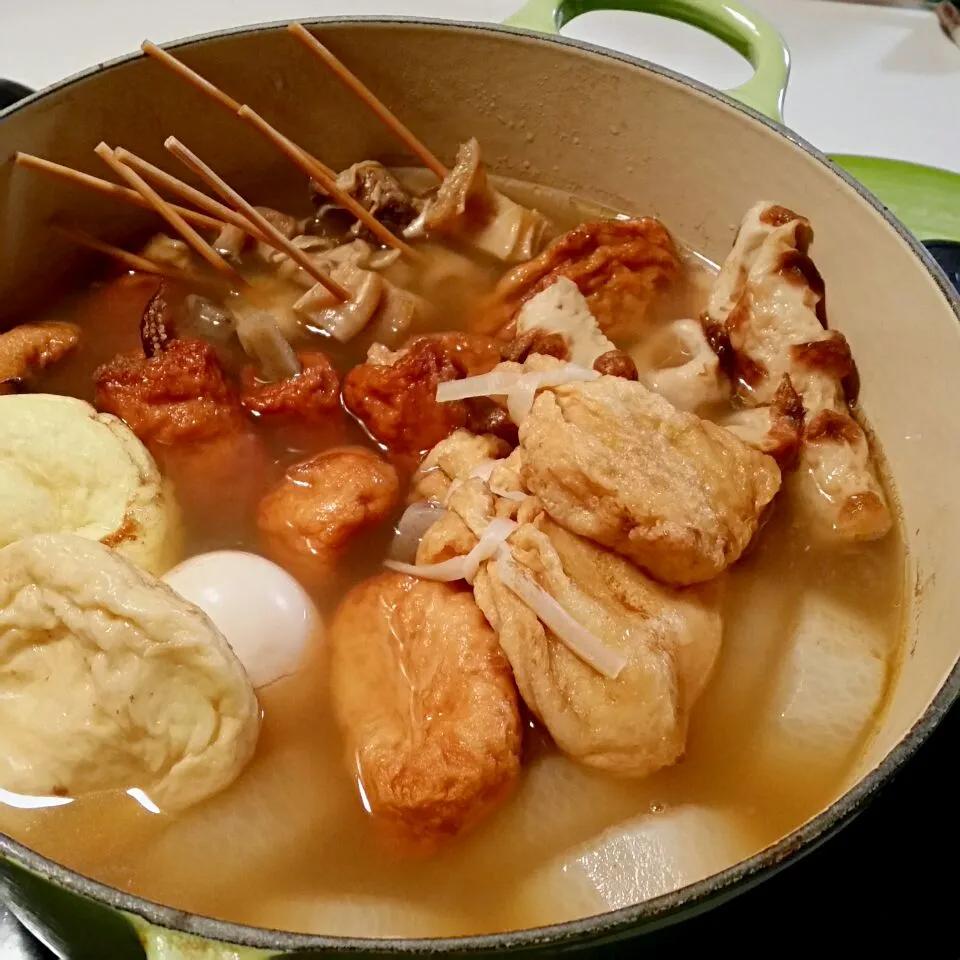 おでん🍢
煮込んだはいいけど、今日も暖かかったなぁ～|ふりるさん