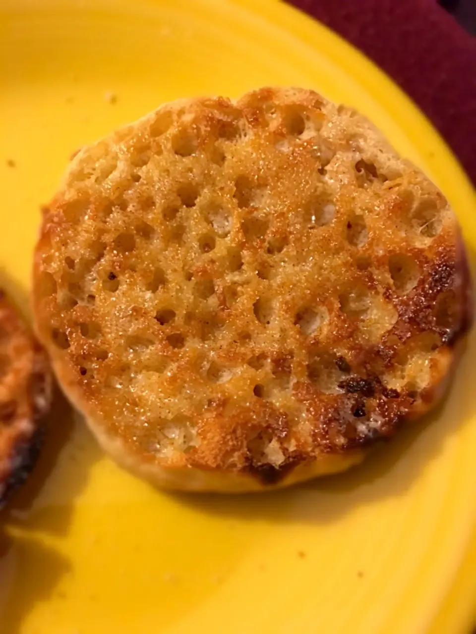 Toasted English Muffin with Butter and Cinnamon Sugar.|Amber Calkinsさん