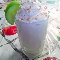 Snapdishの料理写真:apple yogurt smoothie, topped with whip cream, cinnamon and coconut flakes. really good and healthy!|Chef-Jonathan TRさん