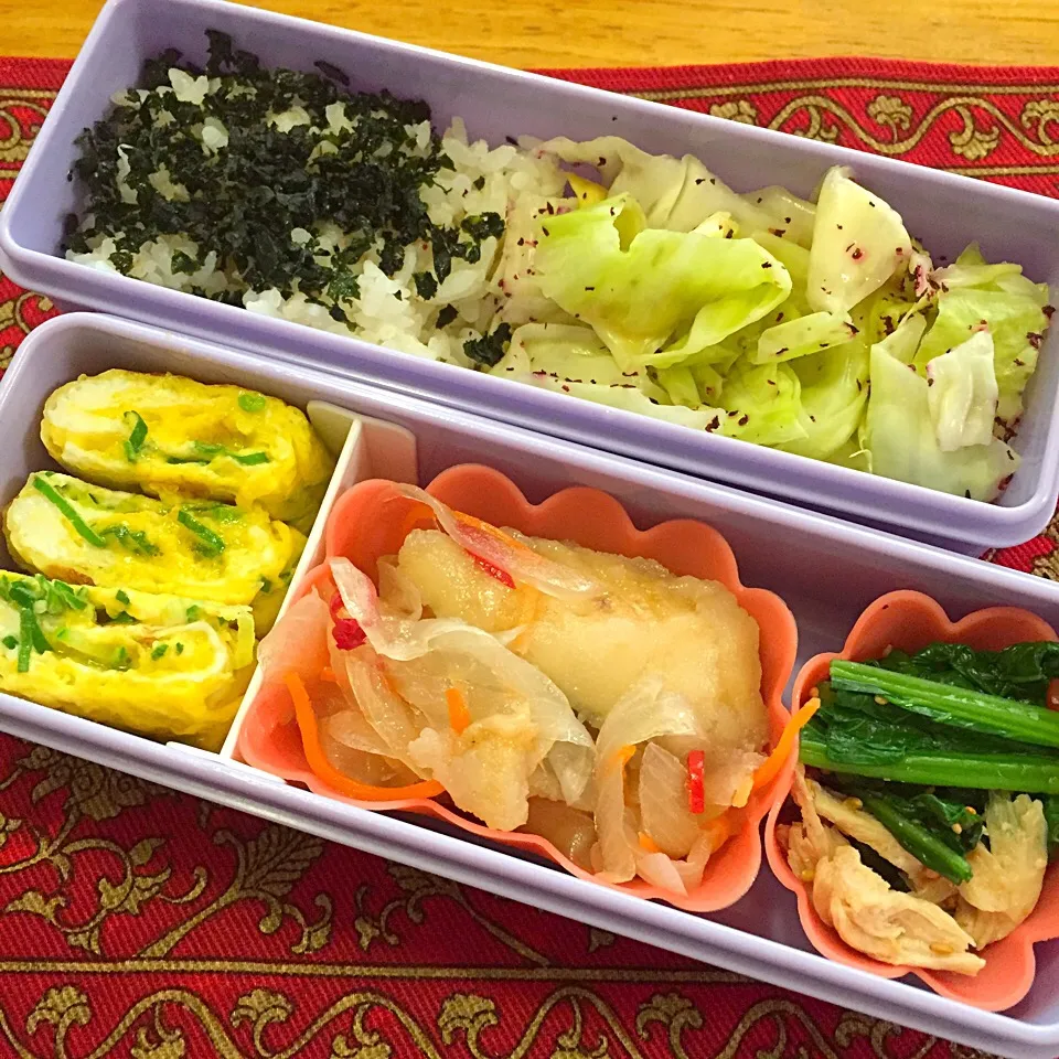 鯵の南蛮漬けと鶏ささみと小松菜の胡麻和え弁当|もえさん