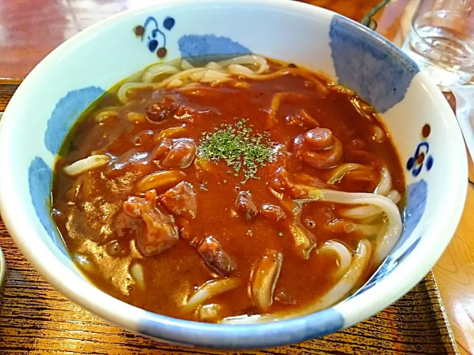 今日のお昼は 職場の隣で カレーうどん♪
専務さんにご馳走になりました(笑)|yokoさん