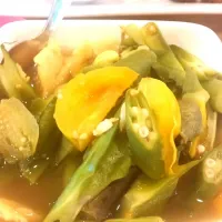 Snapdishの料理写真:Pinakbet at Empanada Nation|Dimes Valenciaさん