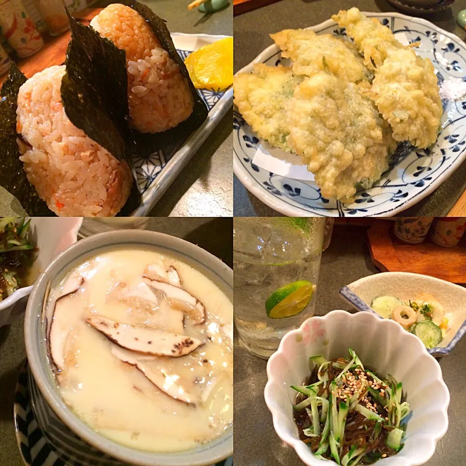 Snapdishの料理写真:松茸炊き込み御飯のおにぎり
松茸の茶碗蒸し
もずく酢
もずくの天ぷら|みちちさん