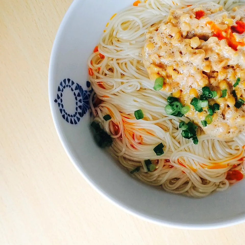 Snapdishの料理写真:納豆で韓国風にゅうめん|長い谷の川さん