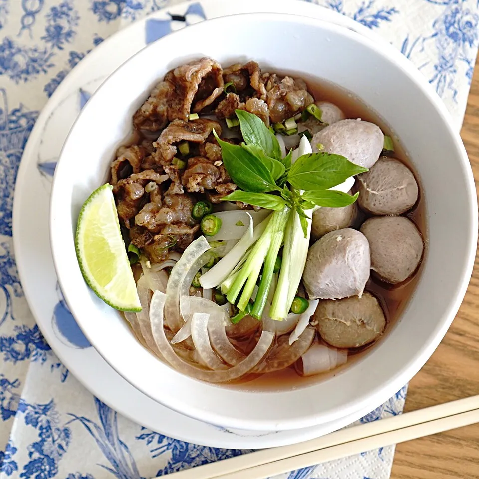 Snapdishの料理写真:Pho Bo...vietnamese beef and meatball noodle|pannusaさん