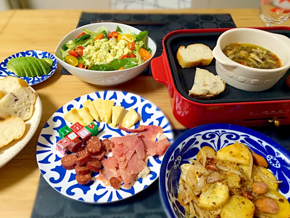 赤ワイン用🍷晩御飯|さたけさん