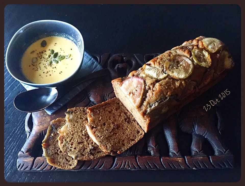 OMさんのHealthy cake of seasonal fruits and palm sugar(fig@Shizuoka)/季節のフルーツとパームシュガーのヘルシーケーキ(静岡産イチジク)|さわこさん