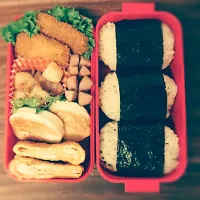 Snapdishの料理写真:おにぎり弁当|Satanさん