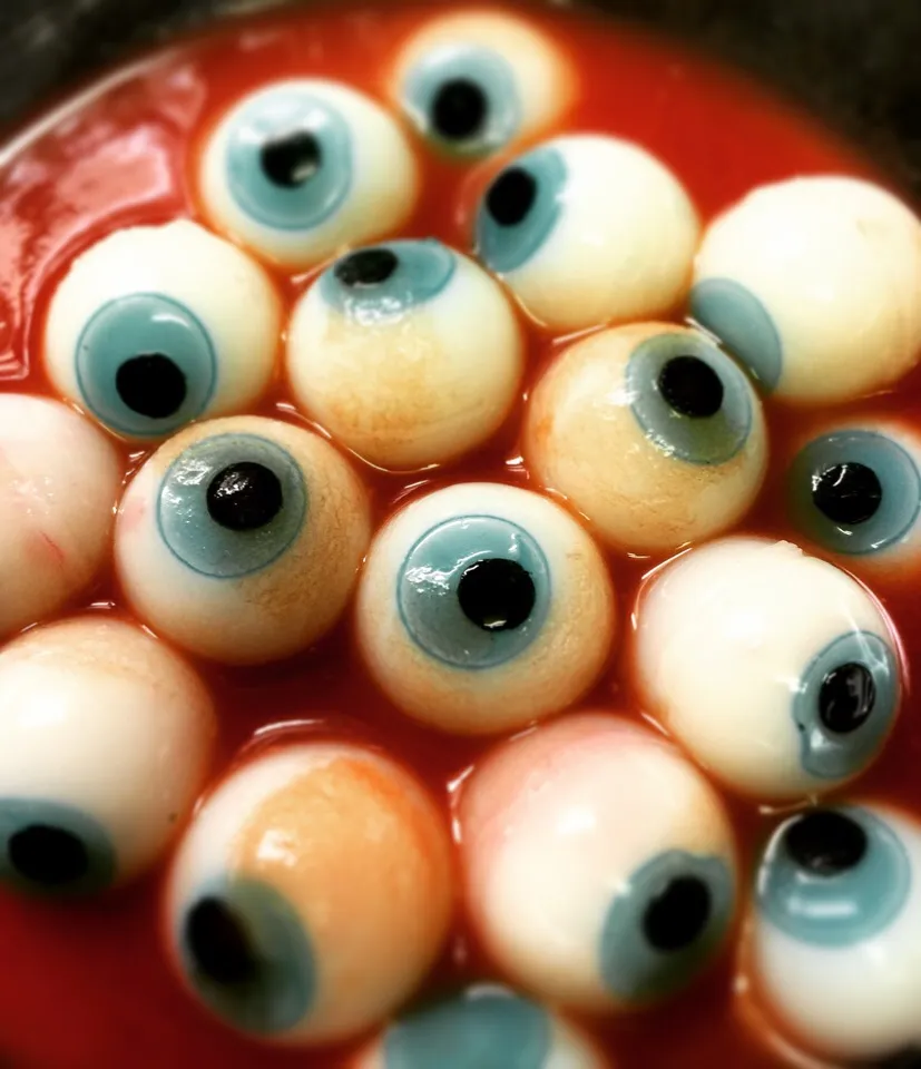 Snapdishの料理写真:😱❗️カルピスで作った目玉ゼリー🎃|Michiyo Shimizuさん