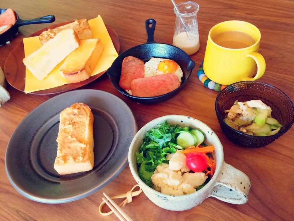 スパム目玉焼きのブランチ|こんぶさん