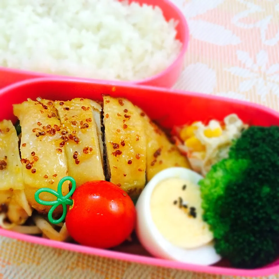 Snapdishの料理写真:はちみつマスタードチキン弁当|もっつんさん