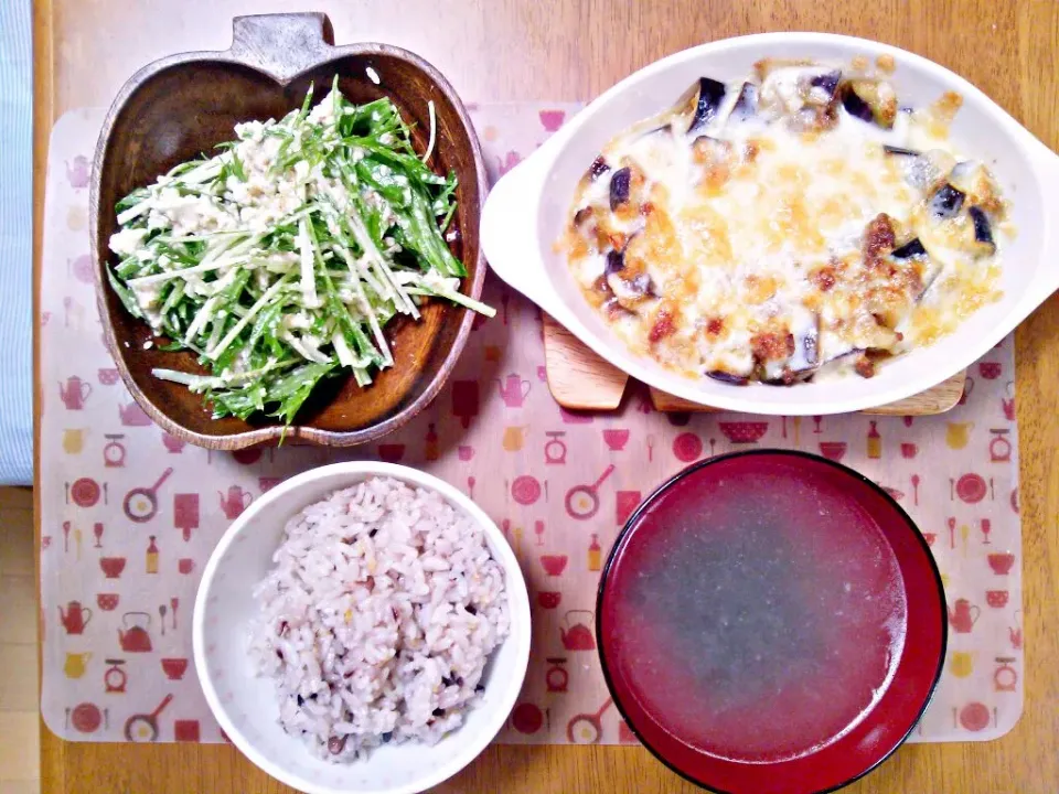 １０月２1日 茄子と挽き肉の味噌チーズ焼き 水菜と豆腐のサラダ わかめスープ|いもこ。さん