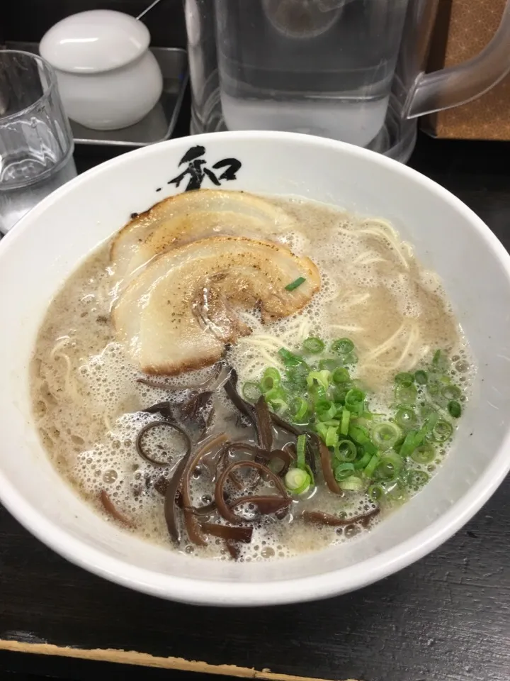 Snapdishの料理写真:イベリコ豚の豚骨ラーメン|Yukitaka Nishidaさん