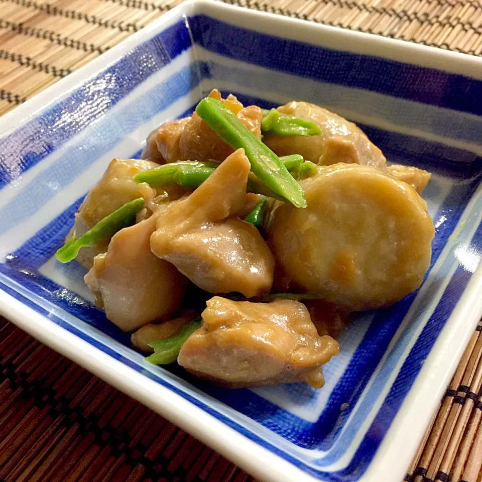 里芋と鶏肉の煮っころがし|🌀さん