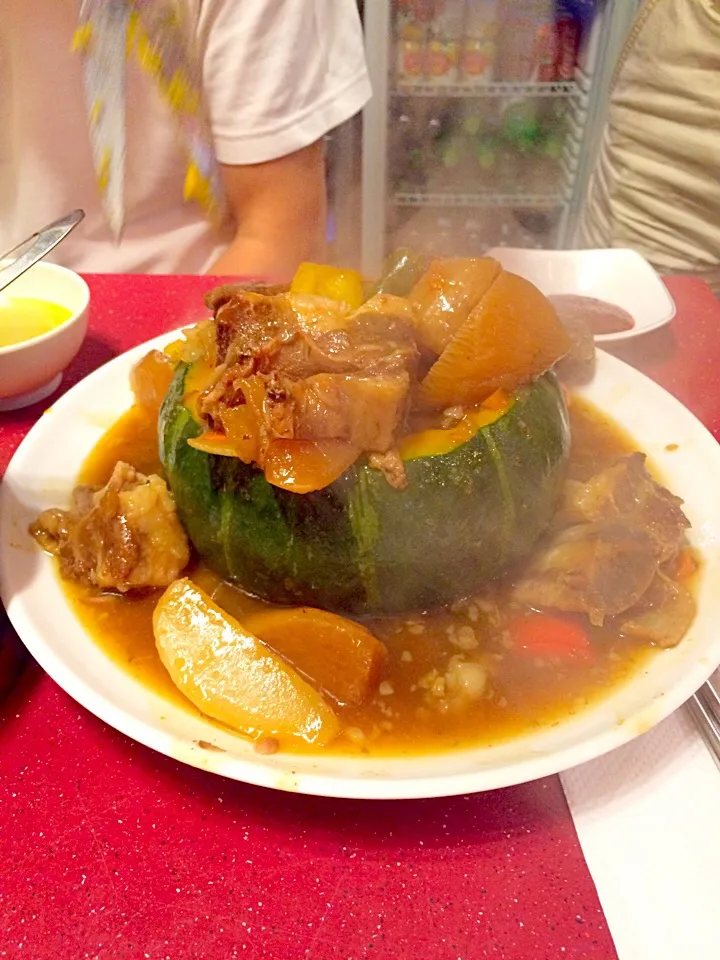 Pumpkin Ox Tail Stew|willklhさん