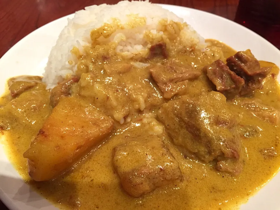 Beef curry brisket with rice|EriLorn foodtripさん