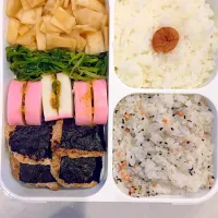 Snapdishの料理写真:・鳥つみれの味海苔巻き ・大根の醤油漬け ・蒲鉾の辛味噌挟み・セリのお浸し|菊地真澄さん