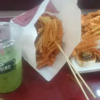 hejoo...Gambino and Taiwan Street Snack|Tasia Sakuntalaさん