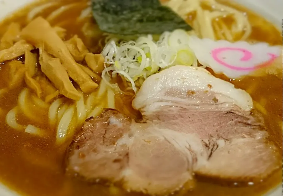 三ツ矢堂製麺  らーめん|りくれんさん