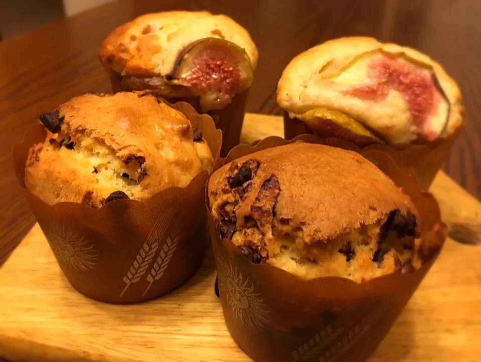 いちじく&チョコチップマフィン
ブルーベリーマフィン レシピ Blueberry muffin recipe Tedo's Kitchen バター不使用 - YouTube|yukarinさん