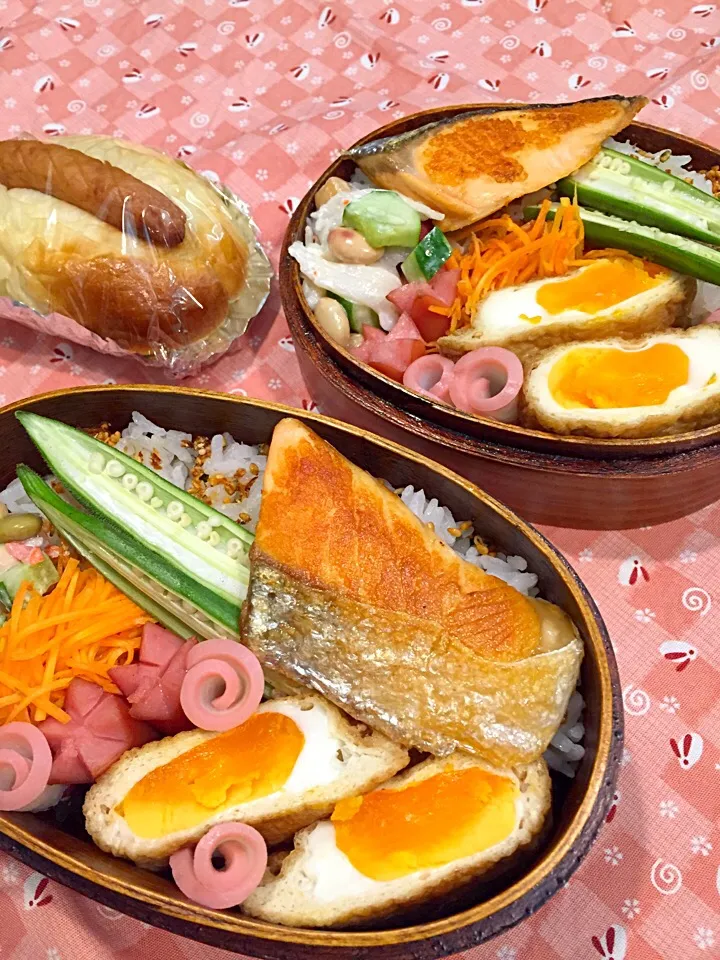 10月27日たまごの袋煮弁当
たまごの袋煮
鮭塩焼き
人参の酢の物
おくら
ソーセージ
かまぼこ
豆サラダ

ソーセージパン|ひななぎさん