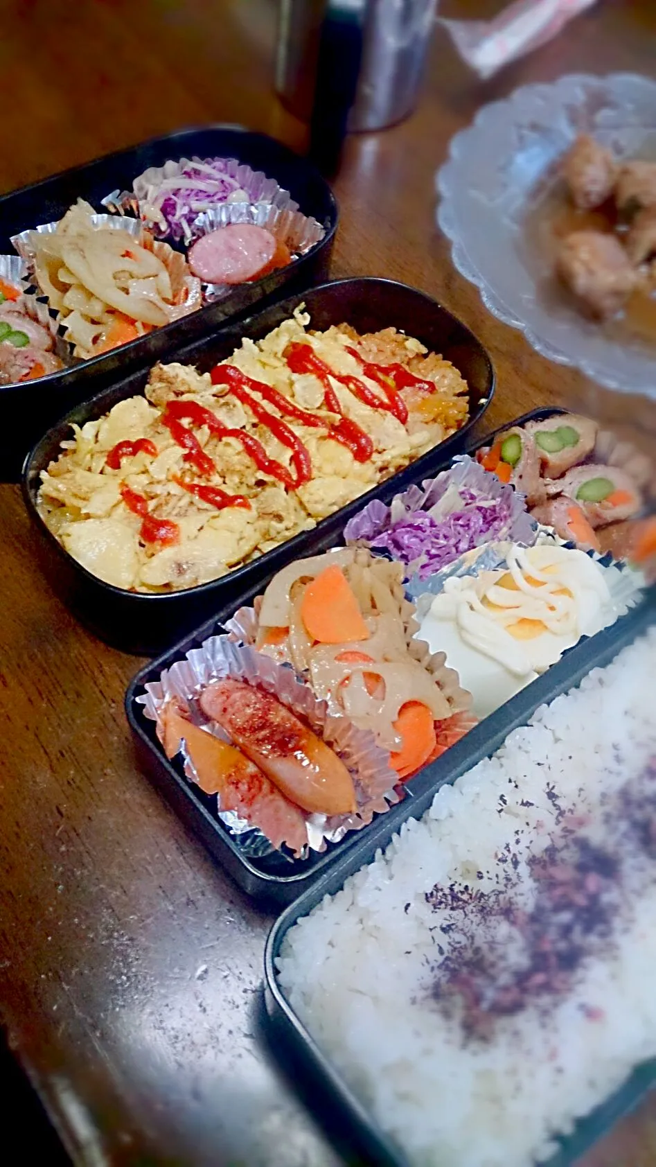 今日の母弁兄弁～オムライス弁当🍅🍝|蜜柑さん