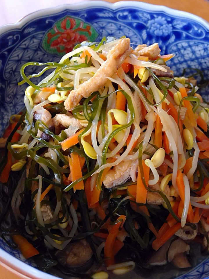 我が家の定番❤️切り昆布と大豆もやしのさっと煮|Yu Yu mamaさん