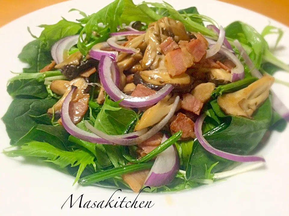 Crispy bacon&mushrooms salad|Masakiさん