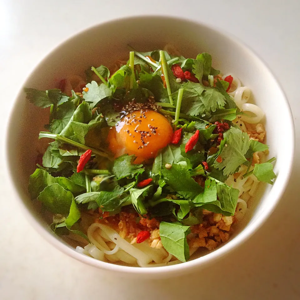 豆腐そぼろたまごかけうどん。|ヘイオークボさん