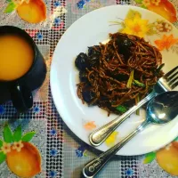 mee goreng + oren jus|Syed Aiman Haqeemさん