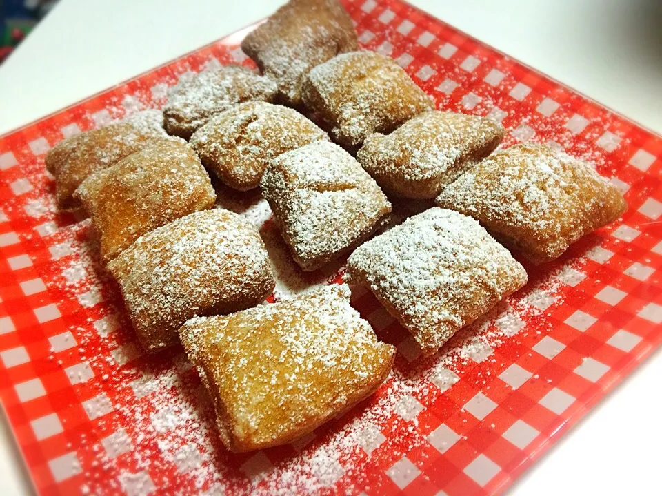 カフェデュモンドを目指して！美味しいベニエが出来ました❁レシピ付き | 小麦粉だいすき|佐野未起さん