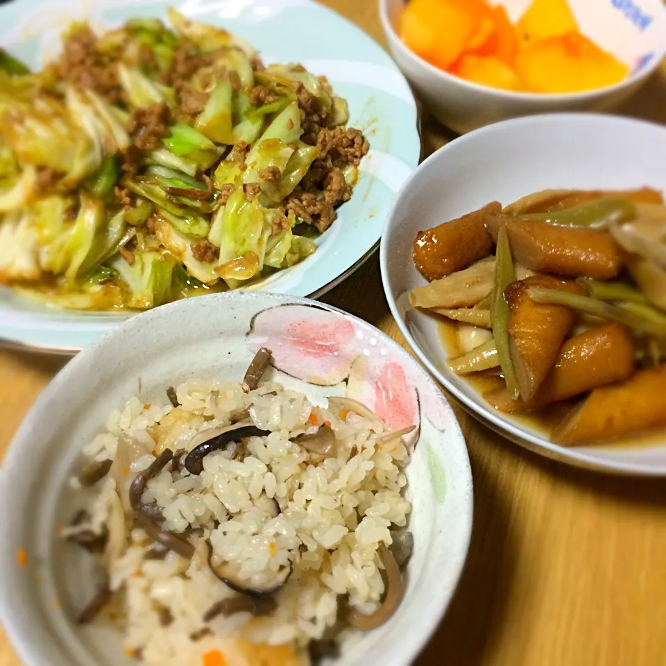 きのこの炊き込み
ささぎと筍の煮物
キャベツの肉味噌炒め|いずみさん