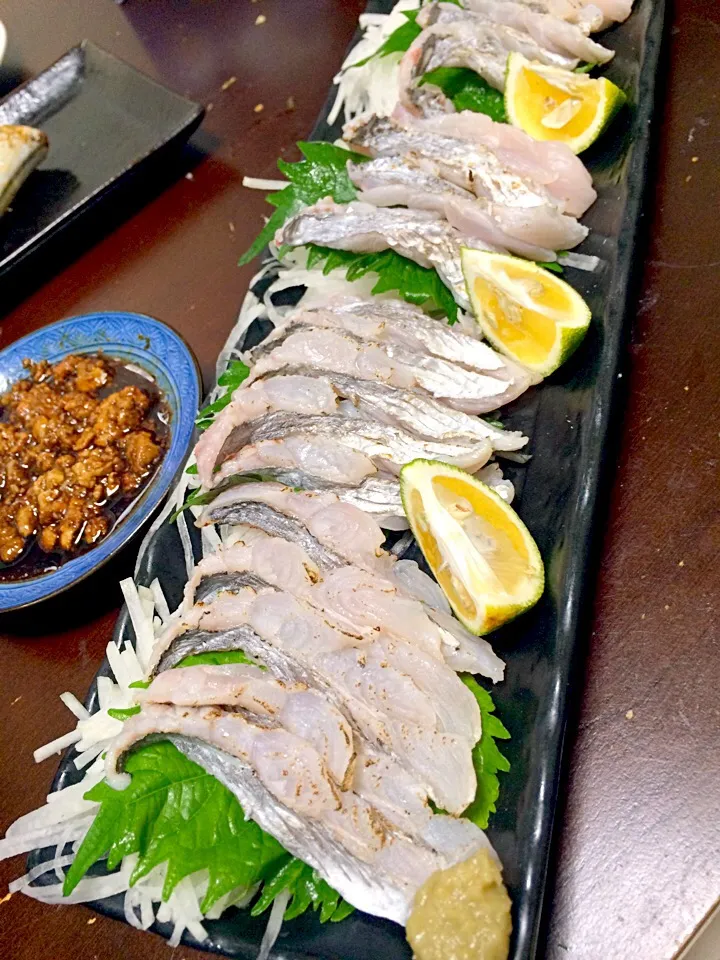 Snapdishの料理写真:太刀魚の炙りをハゲの肝醤油で|Nobue  Nagaiさん