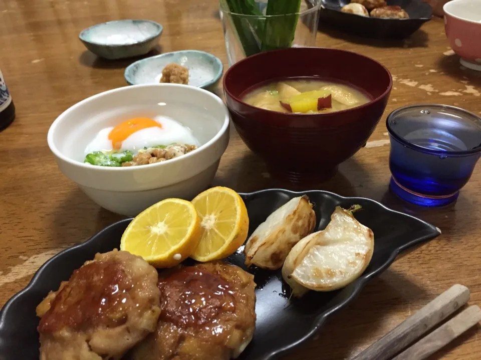 Snapdishの料理写真:10月28日お夕飯/レンコンつくね|さんだーさん