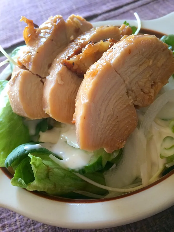 Garlic chicken Caesar salad|Nigelさん