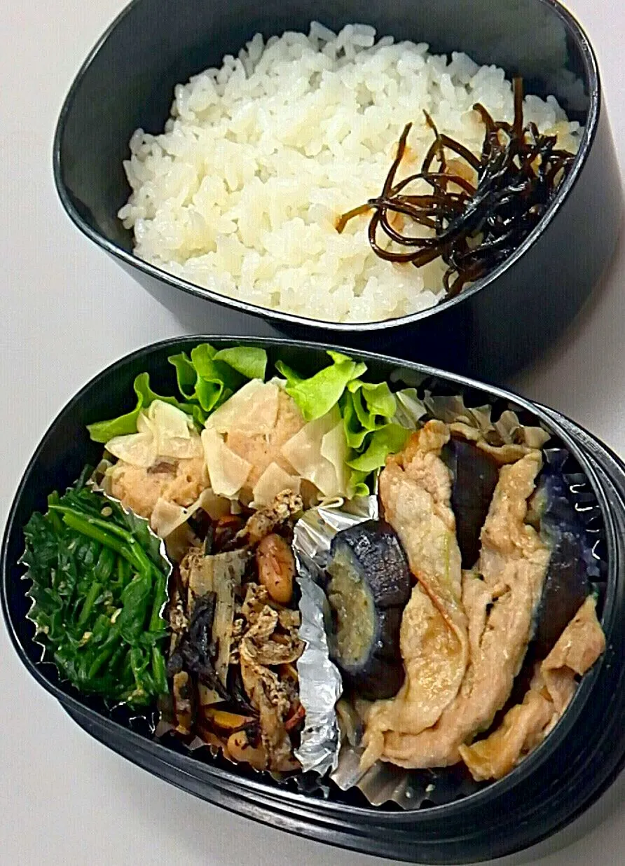 本日のサラメシは豚肉と茄子の味噌炒めです^_^|ニッパーさん