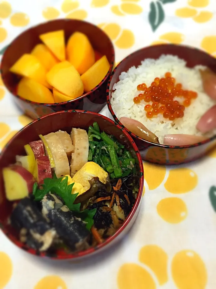 イワシの有馬煮、卵焼き、さつまいもレモン煮、長芋バター煮、春菊おかか和え、ちくわとひじき煮。|raku_darさん