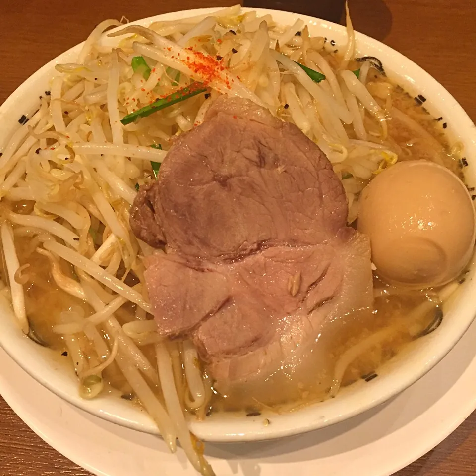 Snapdishの料理写真:味玉野郎ラーメン|GooGooGammoさん