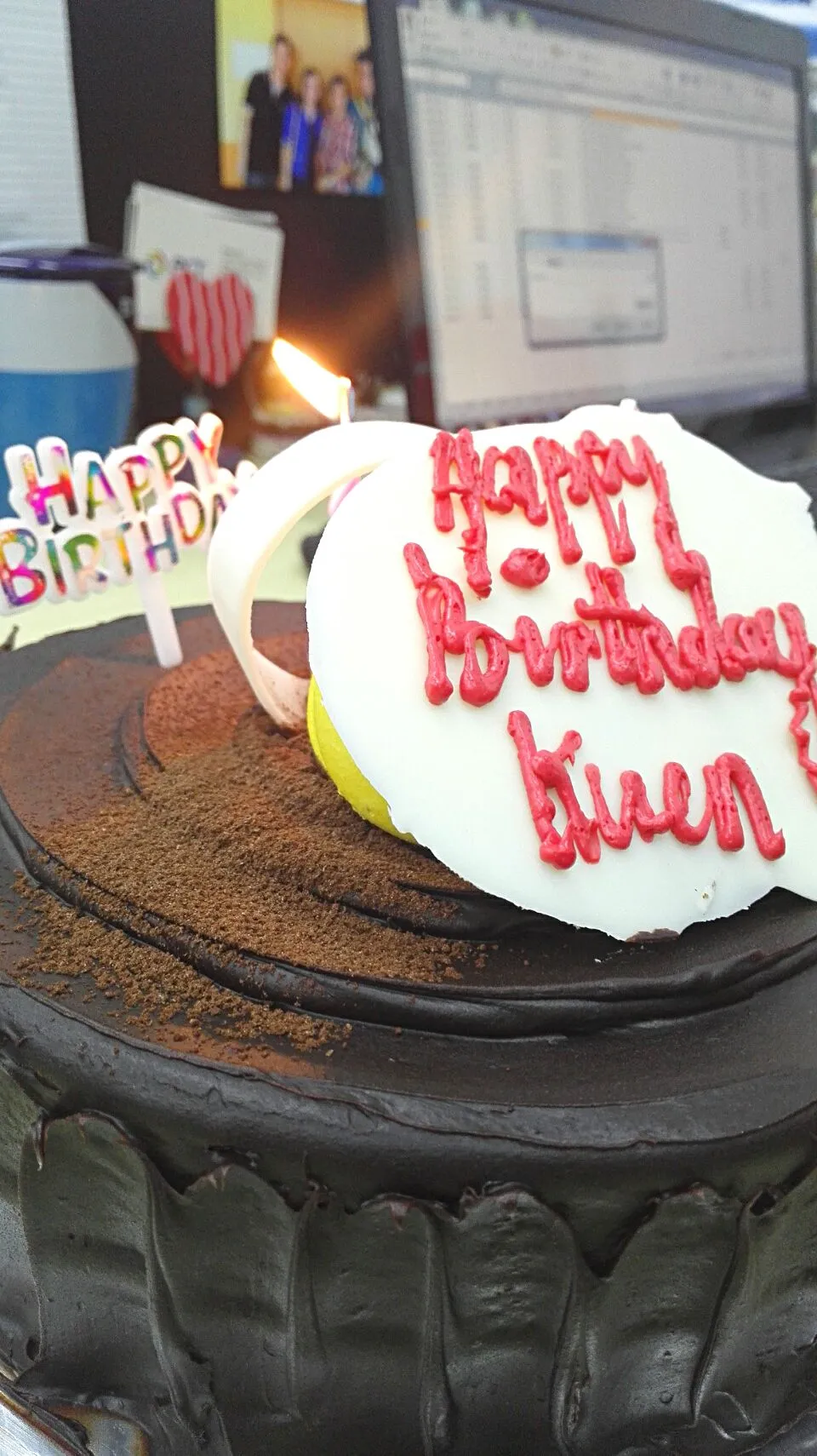 Snapdishの料理写真:A cake that make people older

#chocolatecake #birthdaycake|TReXさん