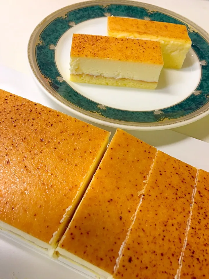 長さ30センチのチーズケーキ|ラビさん